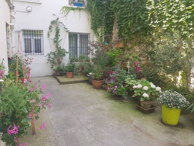 Paris 11E
