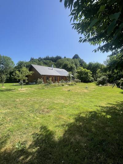 Vente maison 4 pièces Calvinet (15340)
