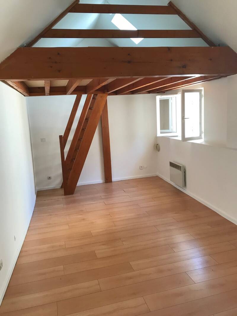 Melun (77000)