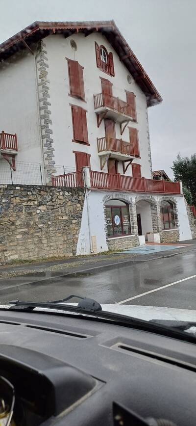Vente appartement 2 pièces Amendeuix-Oneix (64120)