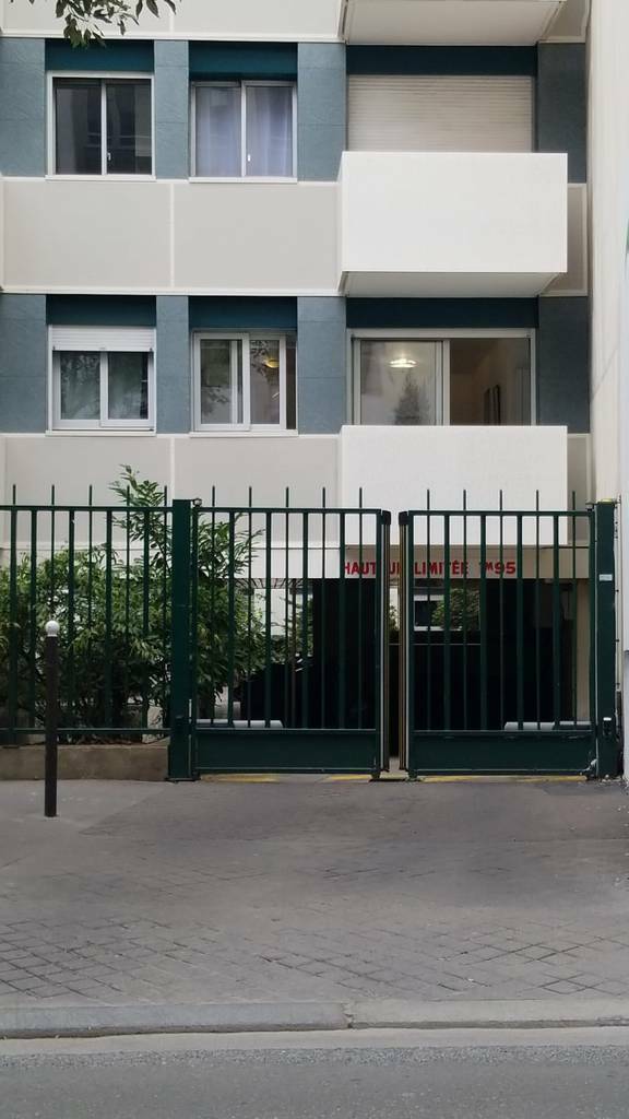 Paris 11E