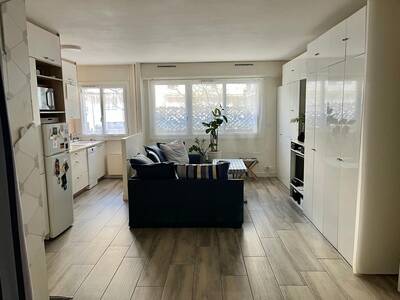 Location appartement studio Paris 14e