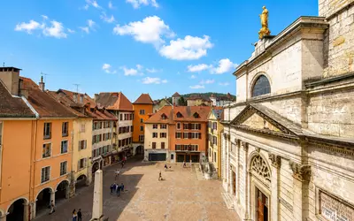 Annecy (74000)