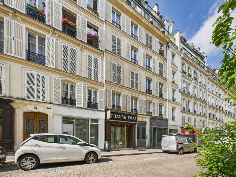 Paris 9E