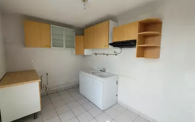 Décines-Charpieu (69150)