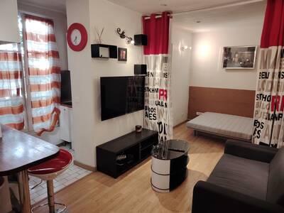 Location appartement studio Paris 15e