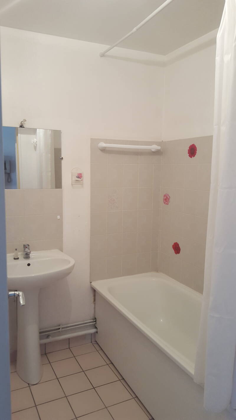 Melun (77000)