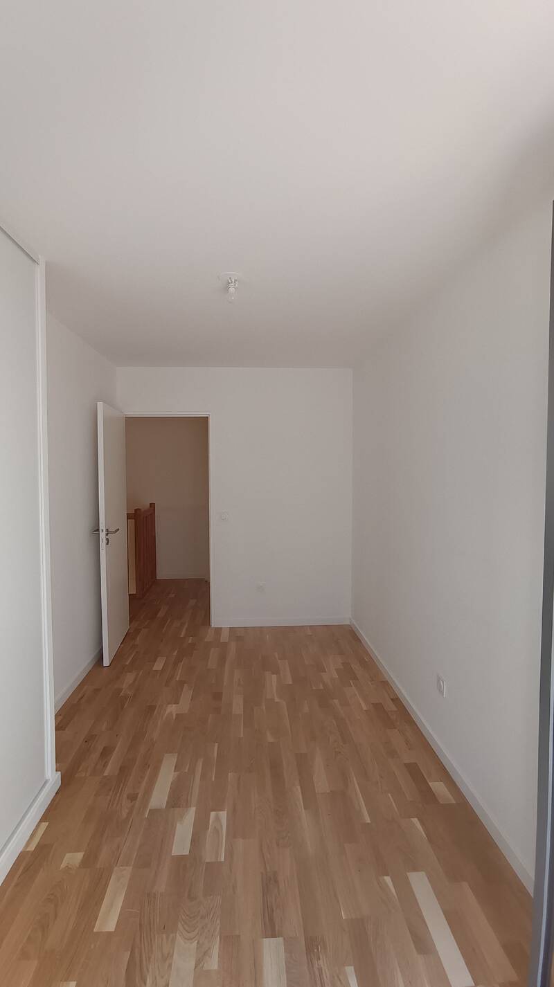 En Duplex Avec  Jardin Meudon