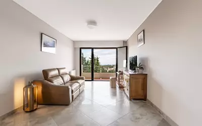 Vence (06140)