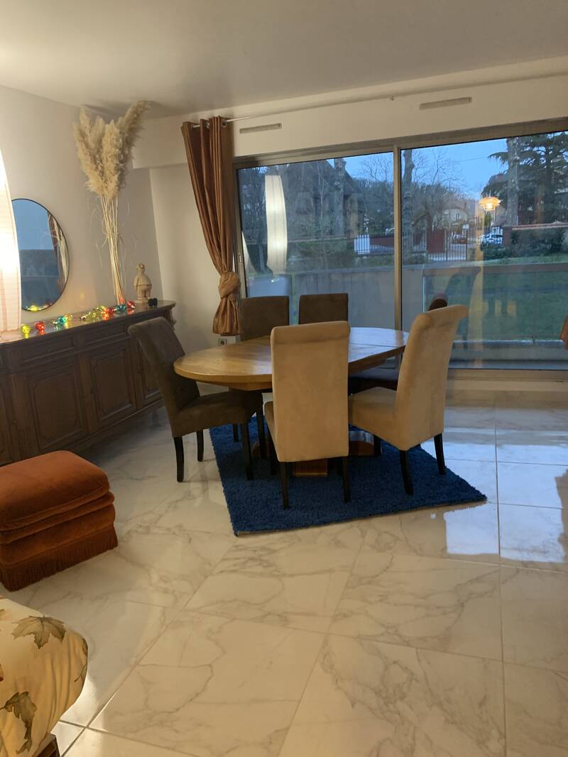 Fontainebleau (77300)