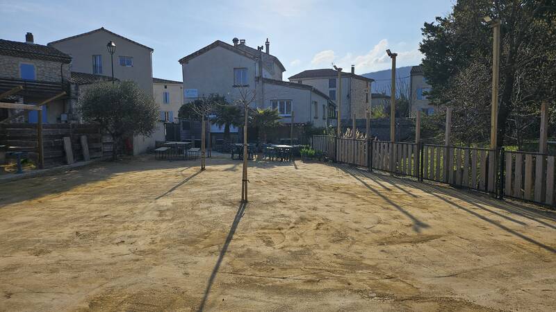 Portes-En-Valdaine (26160)