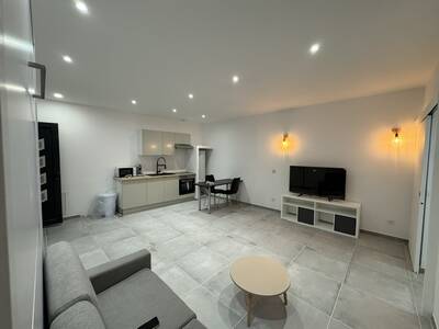 Location appartement studio Bagnols-sur-Cèze (30200)