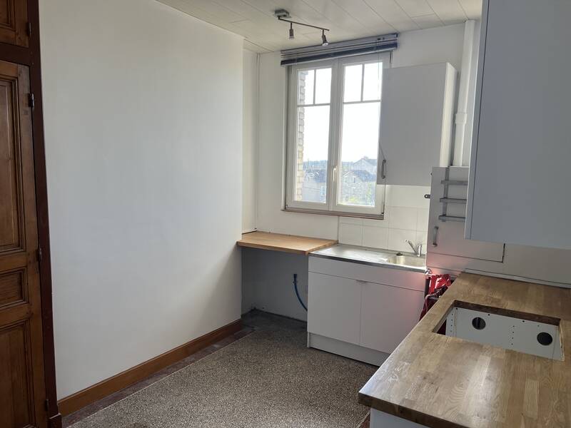Melun (77000)
