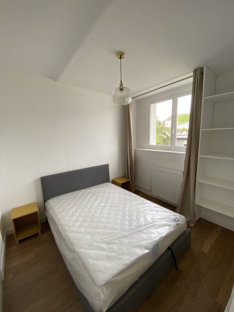 Melun (77000)