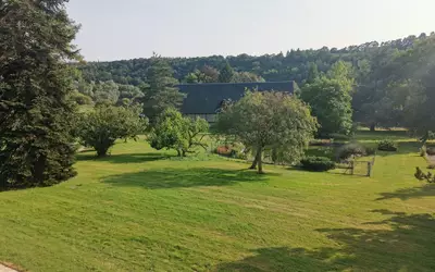 Le Bec-Hellouin (27800)