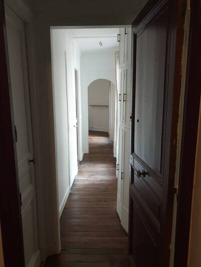 Location appartement studio Paris 18e