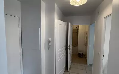 Appartement 2 pièces 49 m² · à Saint-Cyr-l'École · 49 m² · 245 000 €