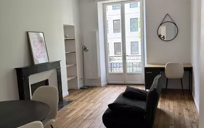 Nantes (44000)