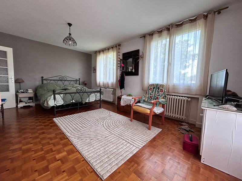 Villeneuve-Sur-Lot (47300)