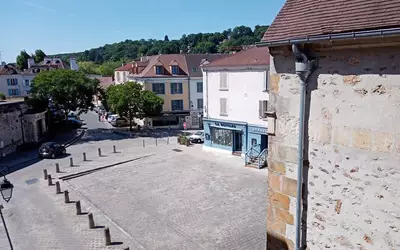 Jouy-En-Josas (78350)