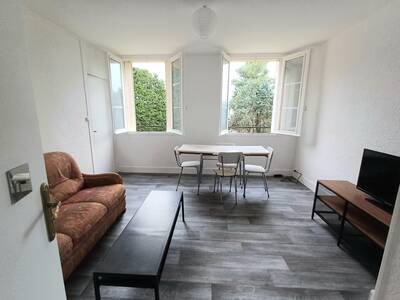 Location appartement 3 pièces Saint-Florent-sur-Cher (18400)