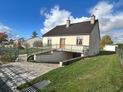 Vente maison 4 pièces Saint-Germain-du-Puy (18390)