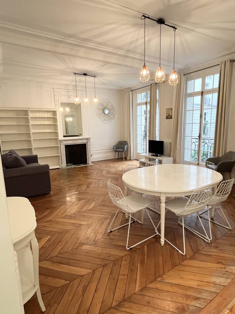 Paris 17E (75017)