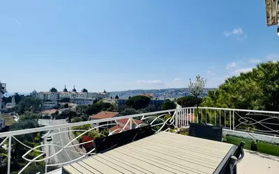Nice (06000)