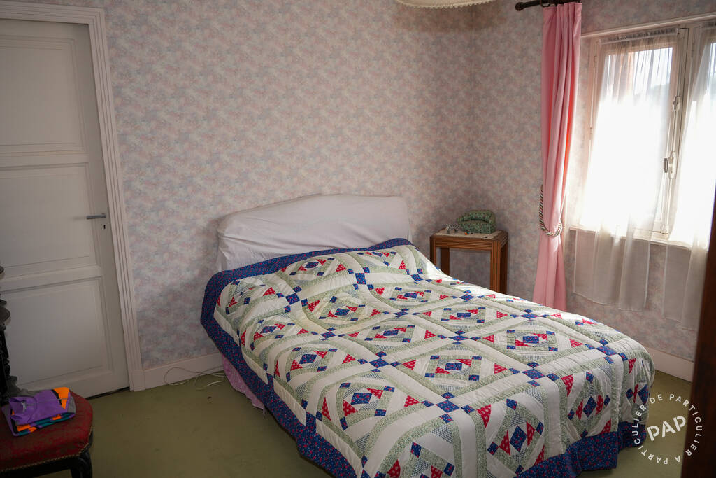 Vente maison 122 m² Riom (63200) - 122 m² - 270.000 € | Particulier à Particulier — 8
