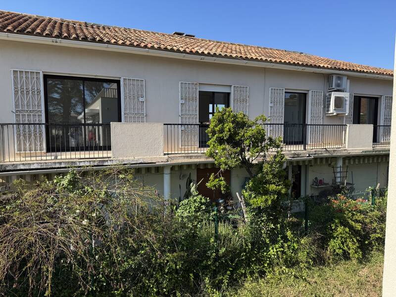 Fréjus (83600)