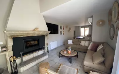 Maison 5 pièces 100 m² · à Valréas · 100 m² · 360 000 €