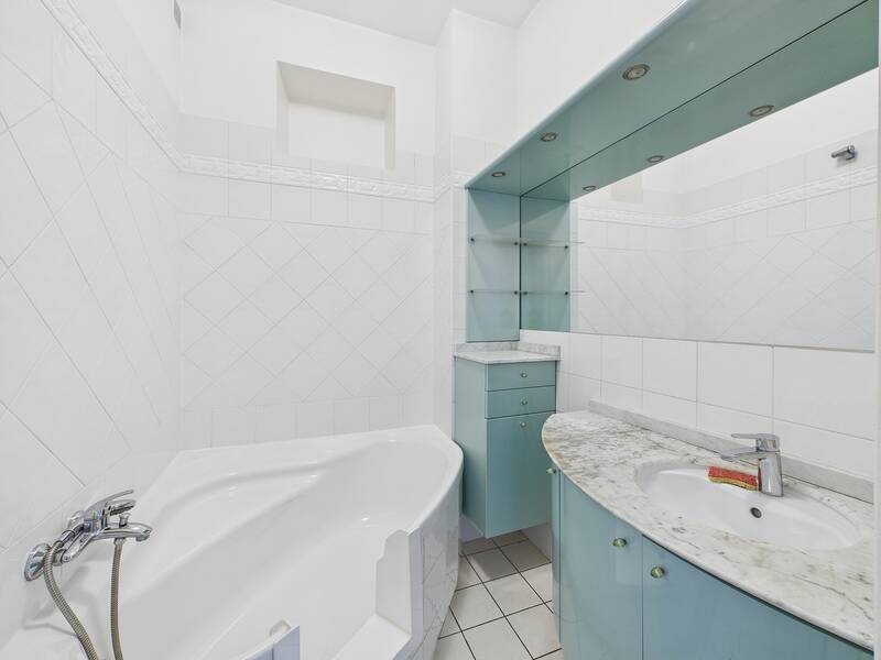 Paris 17E (75017)