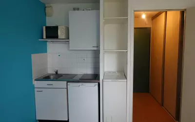 Nantes (44000)