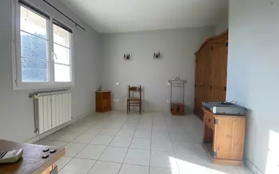 Pernes-Les-Fontaines (84210)