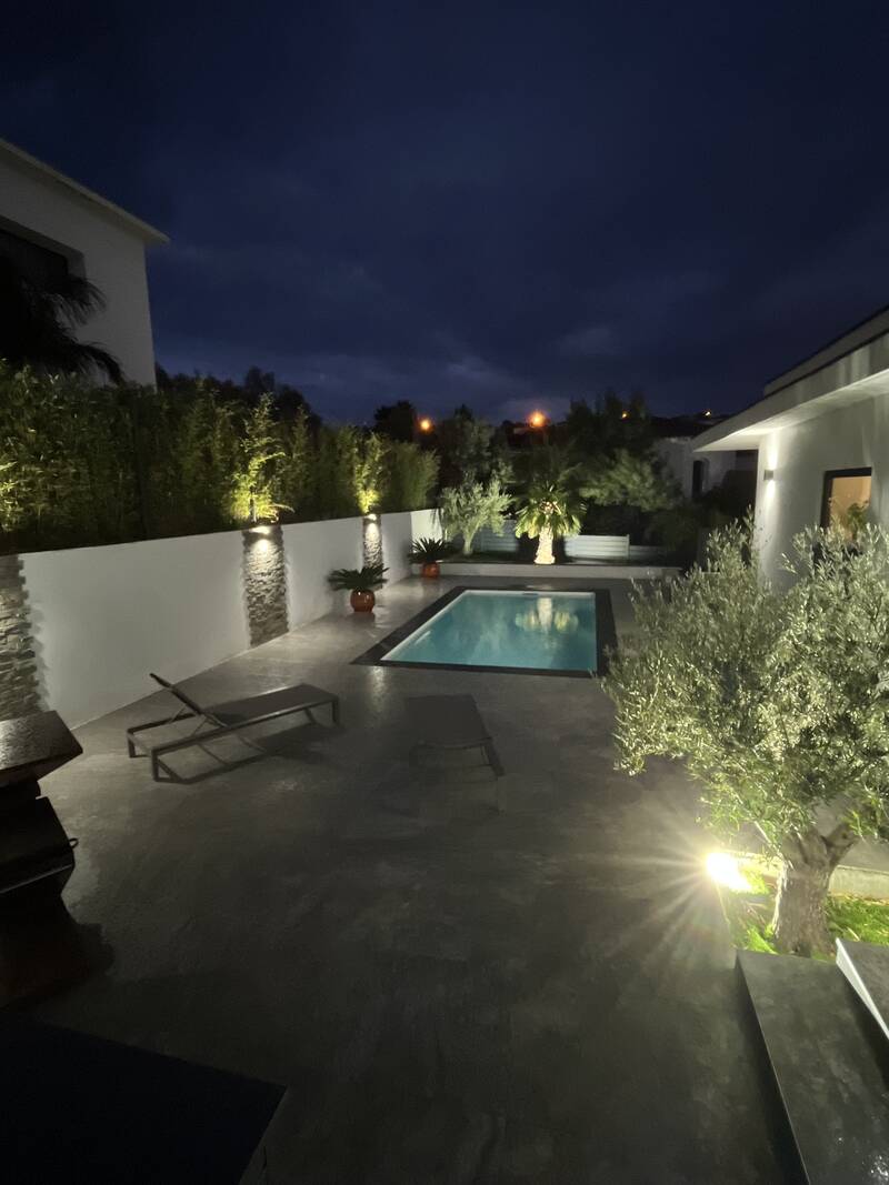 Fréjus (83600)