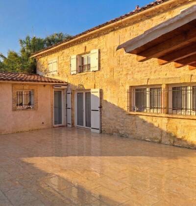 Location maison 4 pièces Tarascon (13150)