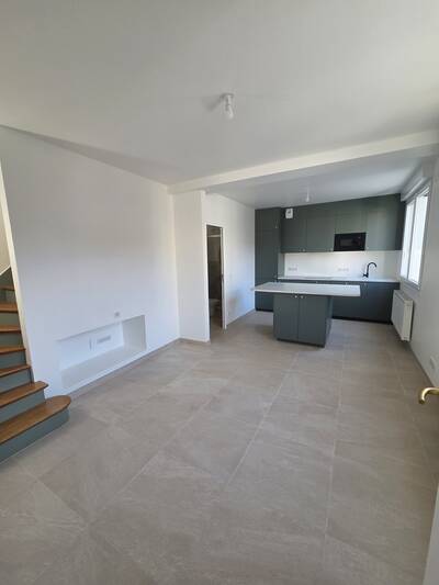 Location appartement 3 pièces Mandres-les-Roses (94520)