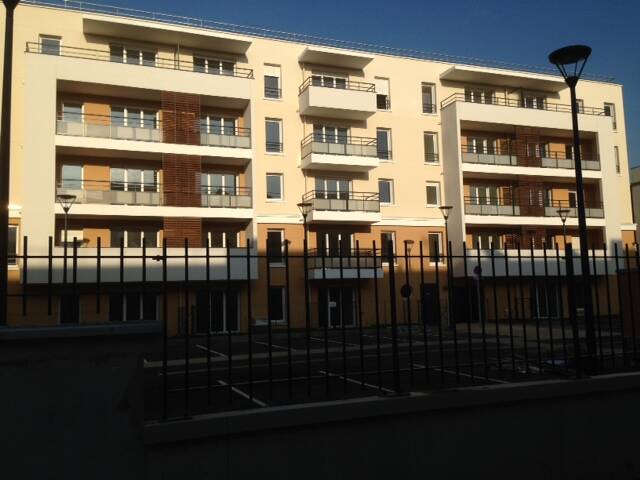 Dammarie-Les-Lys (77190)