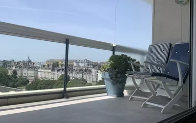 Nantes (44000)