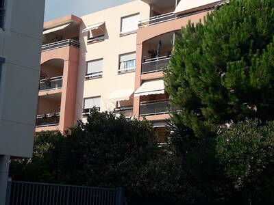 Location appartement 2 pièces Cagnes-sur-Mer (06800)