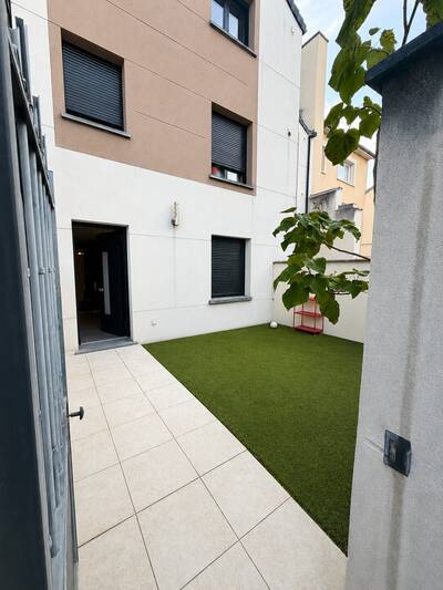 Location appartement 2 pièces Courbevoie (92400)