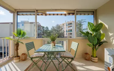 Fréjus (83600)