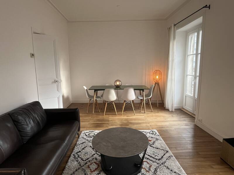 Nantes (44000)