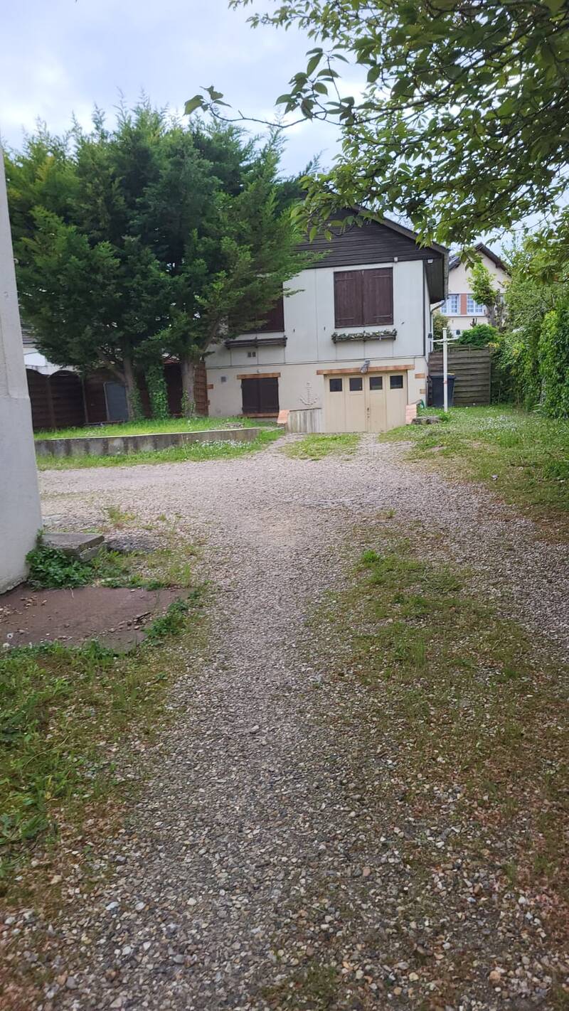 + Chalet De 41 M², Saint-Ouen-L'aumône (95310)