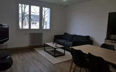 Nantes (44000)