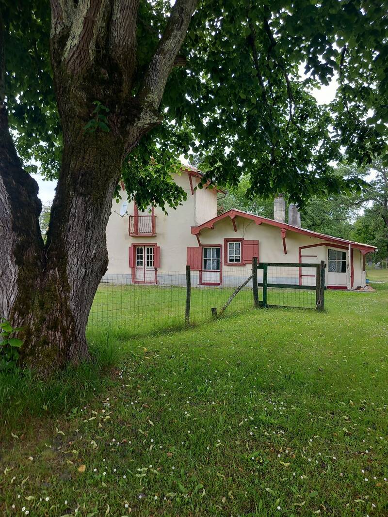 Goualade-Une Affaire À Saisir-Maison À Rénover Entièrement Près De Bazas-
