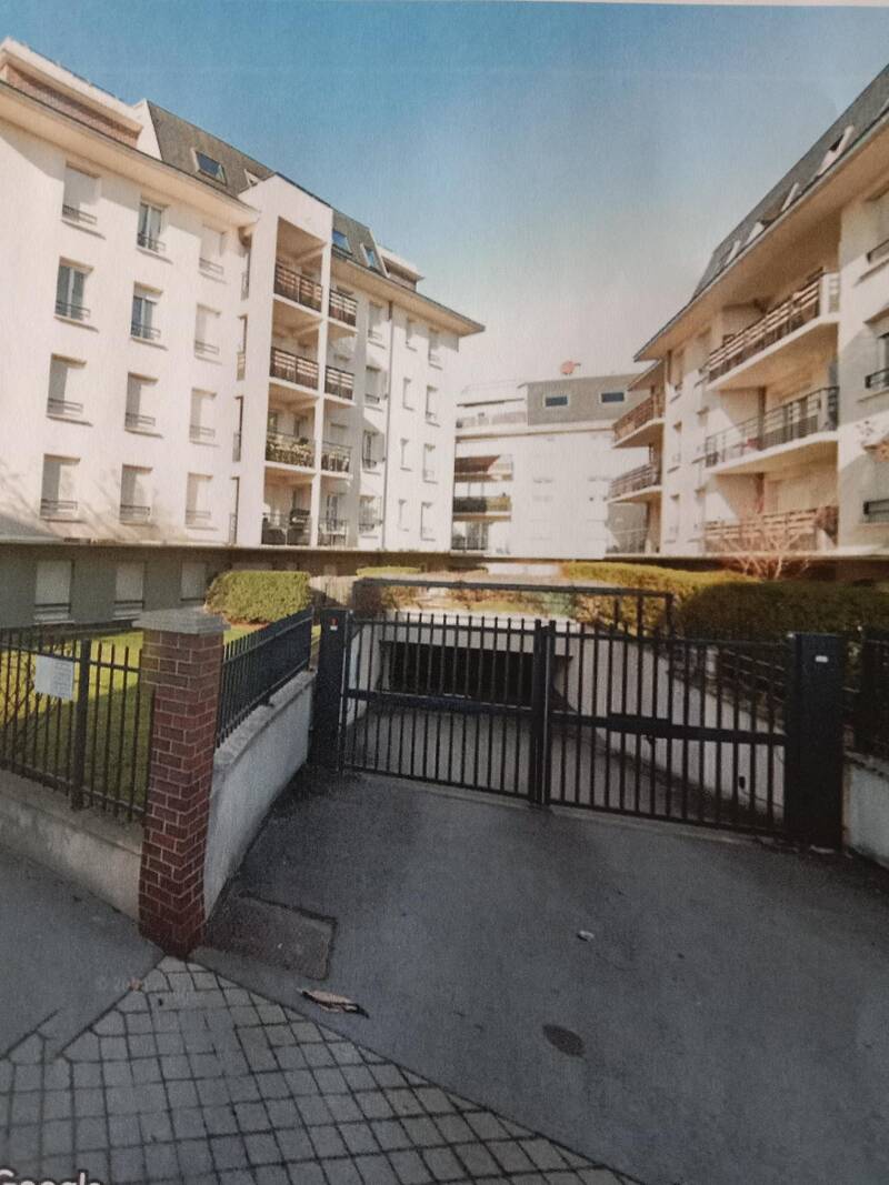 Deuil-La-Barre (95170)