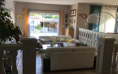 Villeneuve (04180)