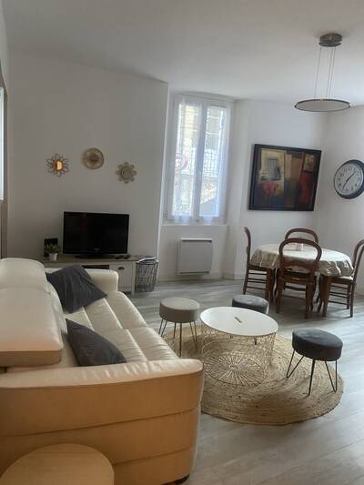 Location appartement 4 pièces Aups (83630)