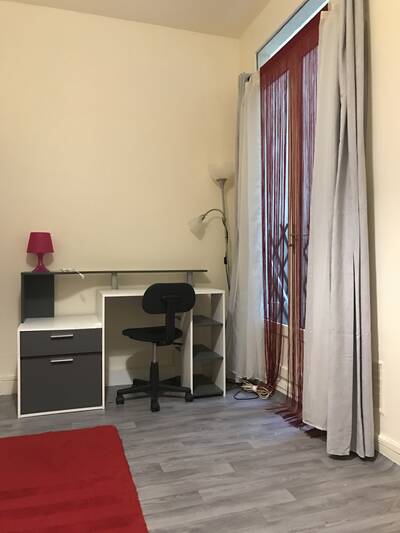 Location appartement studio Paris 7e